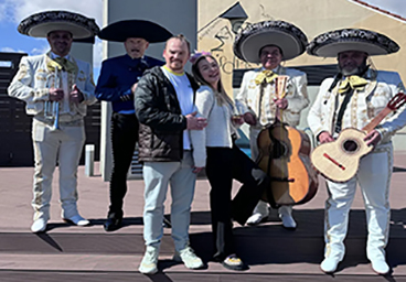 serenata celebrando años de casados